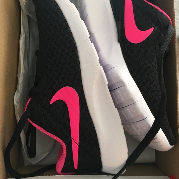 girls nike size 12